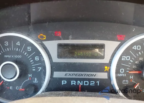 2006 Ford Expedition Limited z USA, uszkodzony, nr VIN 1FMPU19506LA80202